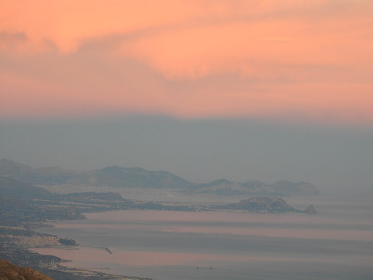 05.01.2022 – ciaspolata al tramonto e discesa sotto le stelle