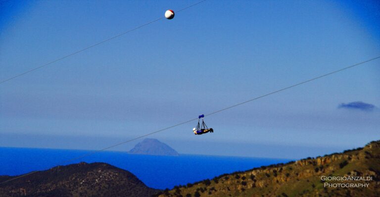 Vola con la Zipline Sicilia l’ultima nata in Europa. Da luglio tutti i giorni.